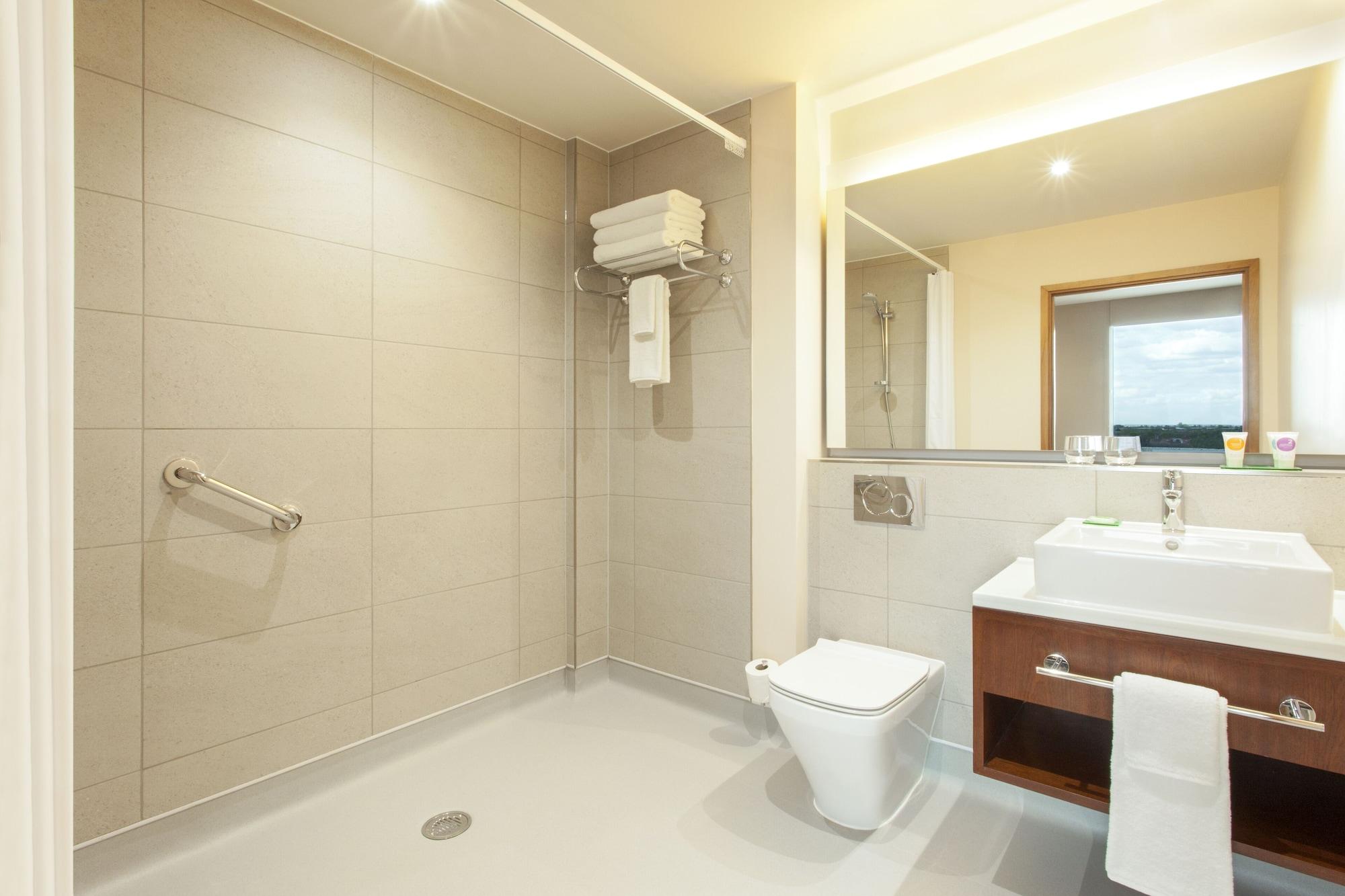 Hyatt Place West London Hayes Hillingdon Eksteriør billede