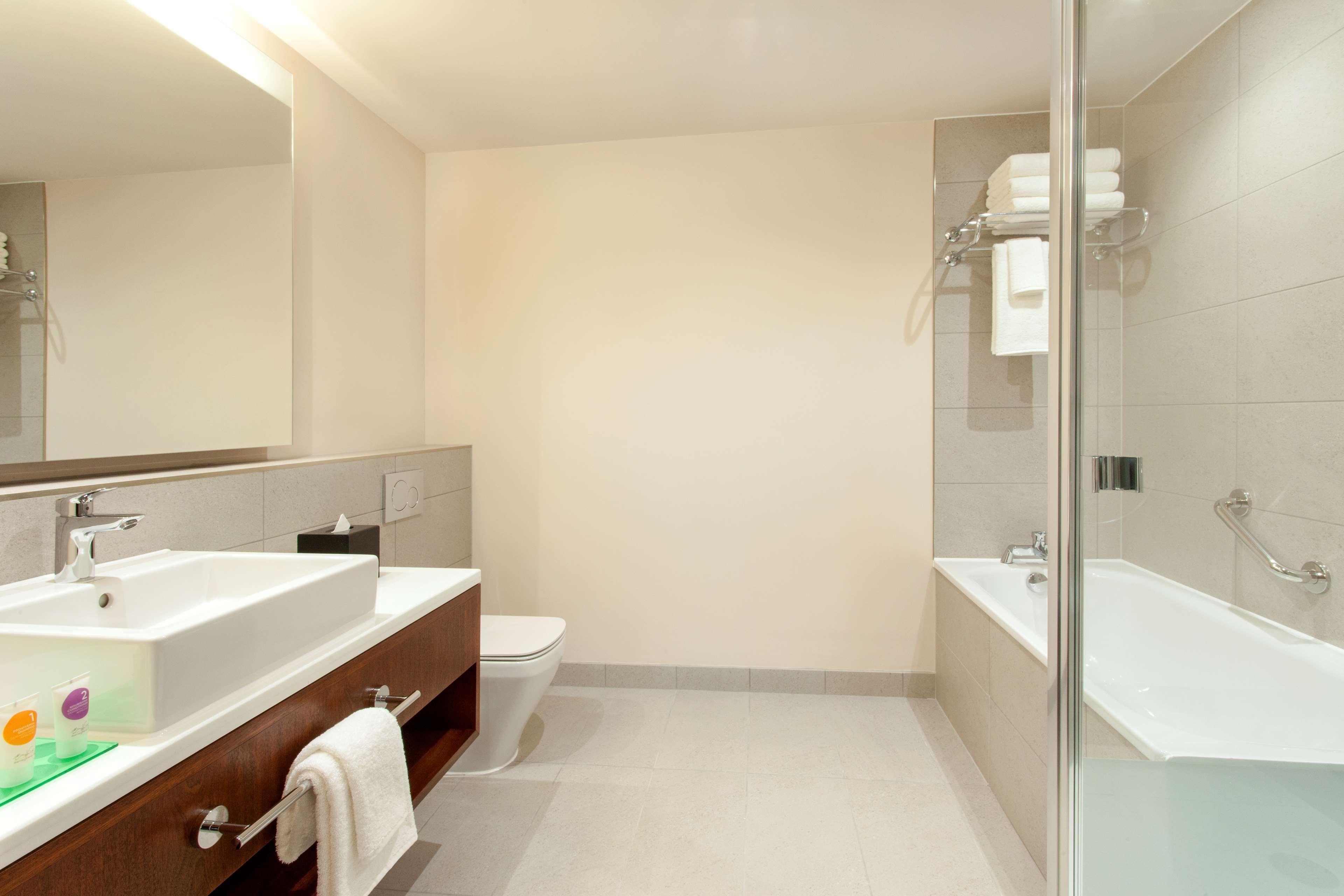 Hyatt Place West London Hayes Hillingdon Eksteriør billede